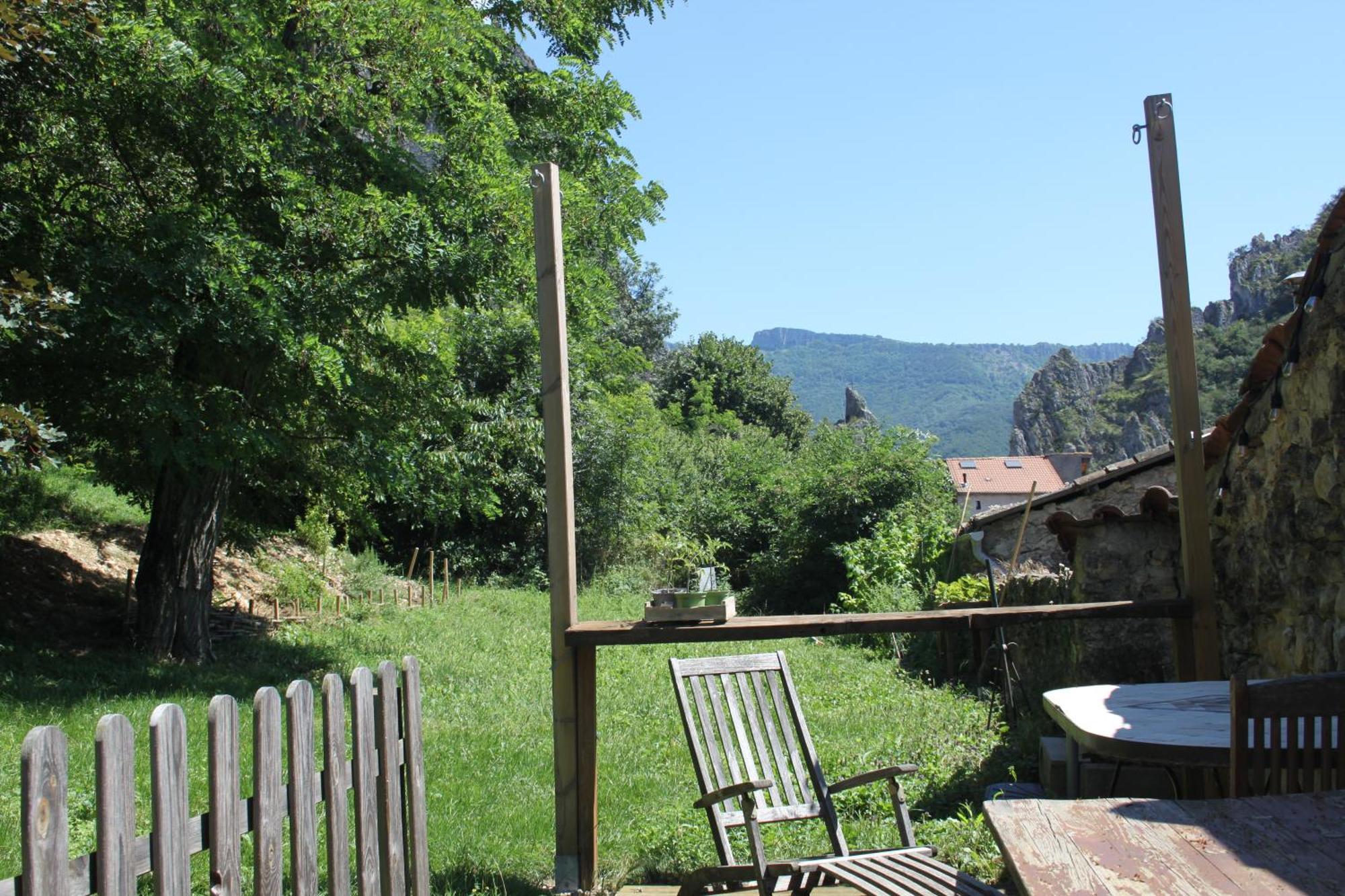 Comfortable Village Apartment In Barbieres With Access To Large Garden With Beautiful Views Esterno foto