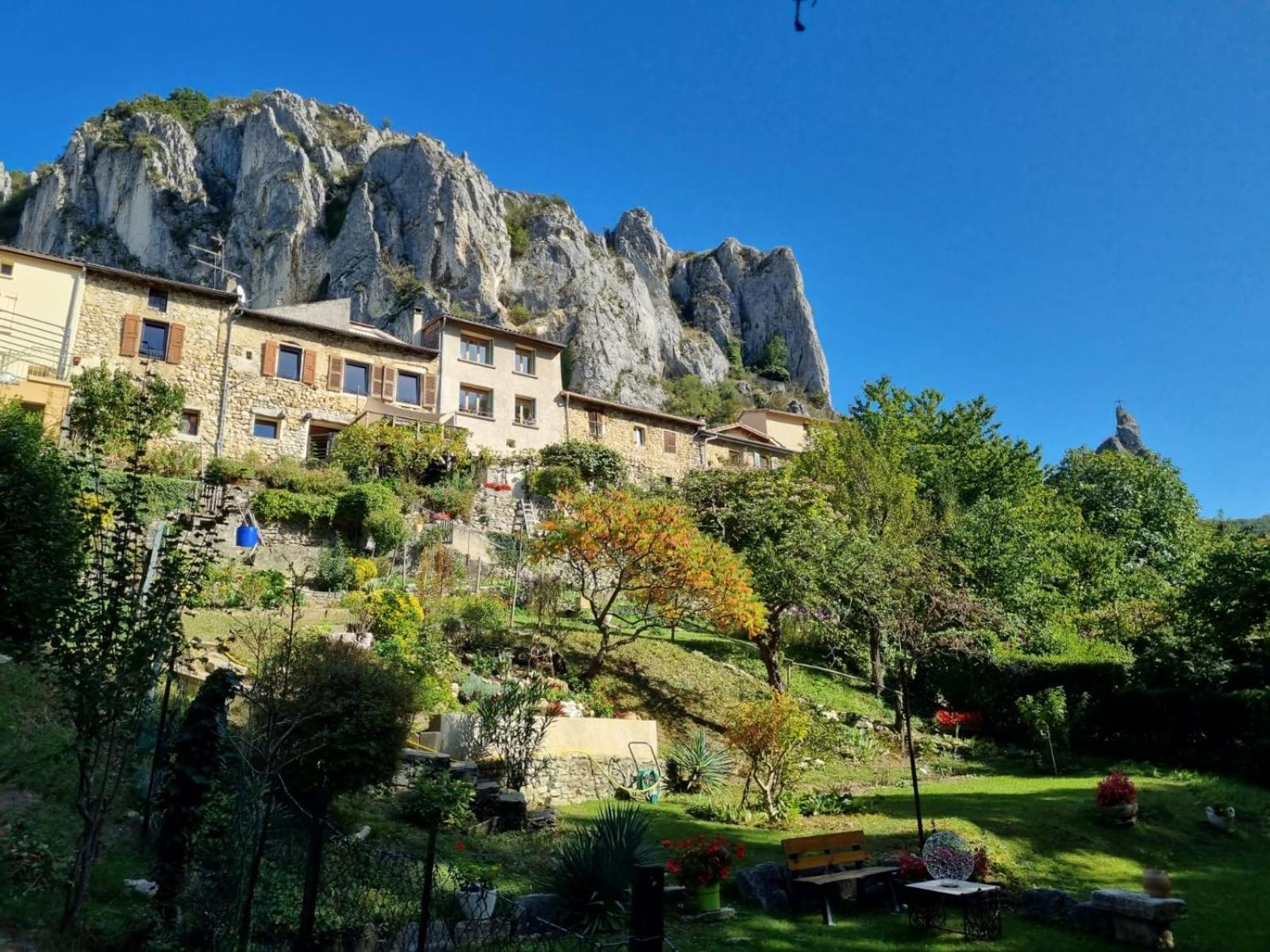Comfortable Village Apartment In Barbieres With Access To Large Garden With Beautiful Views Esterno foto